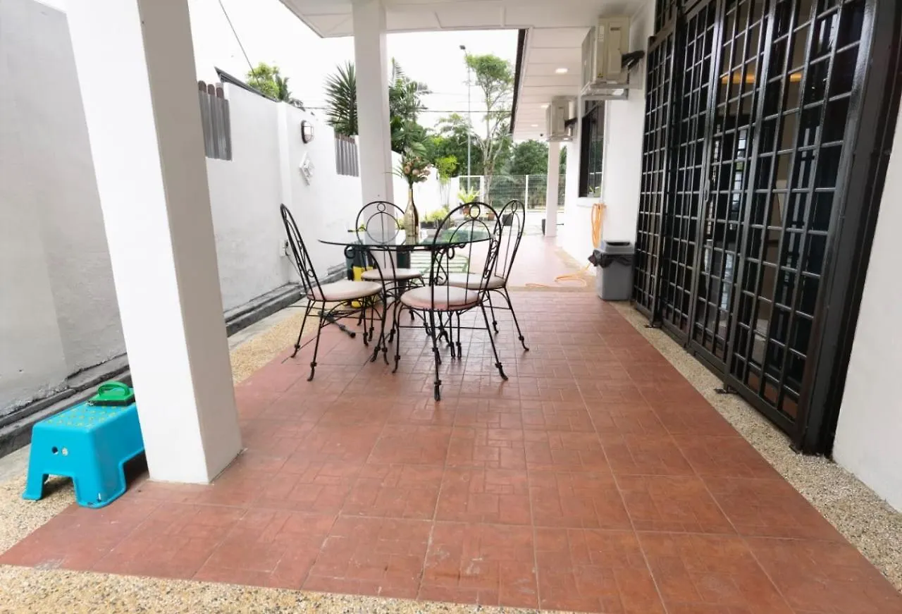 Jb City 5 Bedroom Semi-D Near Ksl,Mid Valley ,Berjaya Waterfront Johor Bahru Villa