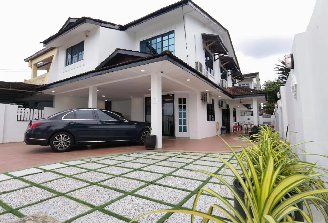 Jb City 5 Bedroom Semi-D Near Ksl,Mid Valley ,Berjaya Waterfront Johor Bahru